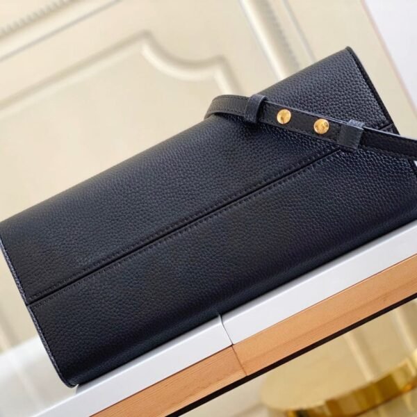 Louis Vuitton Twist MM M59070