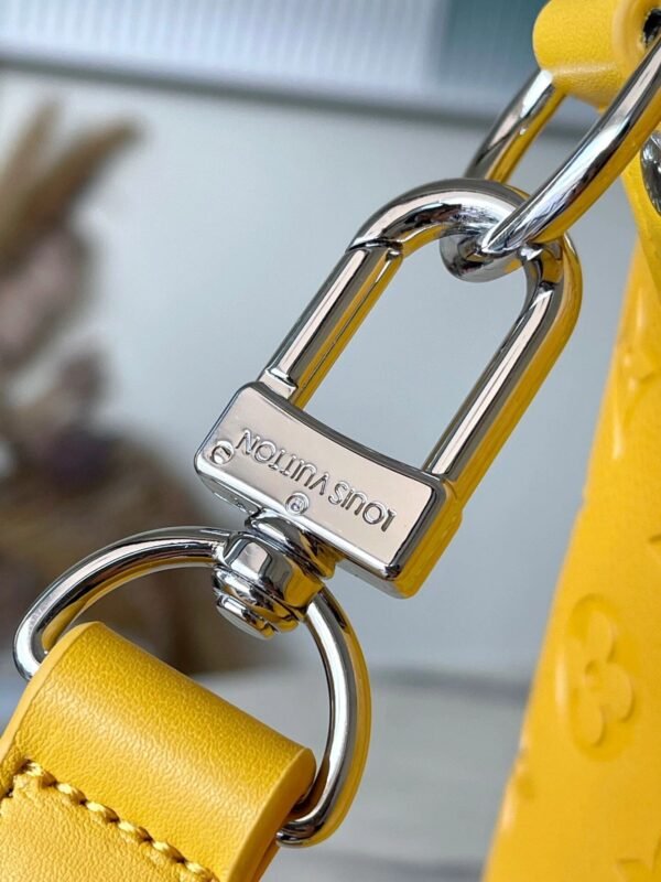 Louis Vuitton M23748 Keepall Bandouli&egrave;re 50