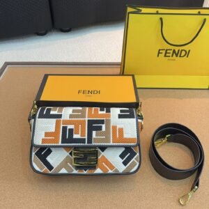 Fendi Baguette Medium