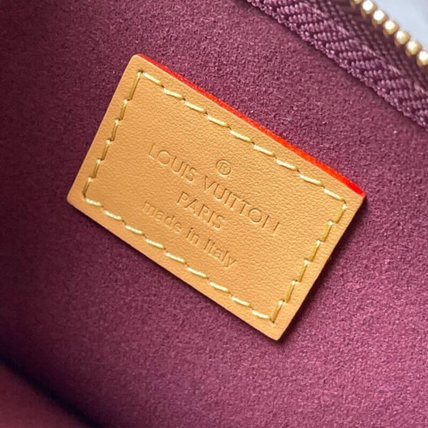 Louis Vuitton M46197 CarryAll MM