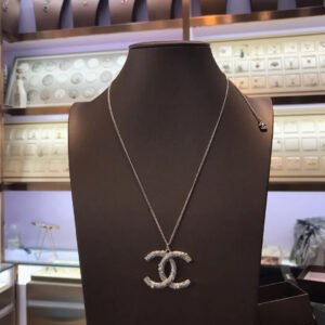 0ECE8F8C-3C83-E99D-248B-1CDB1ECFCED2.jpg jewelry59