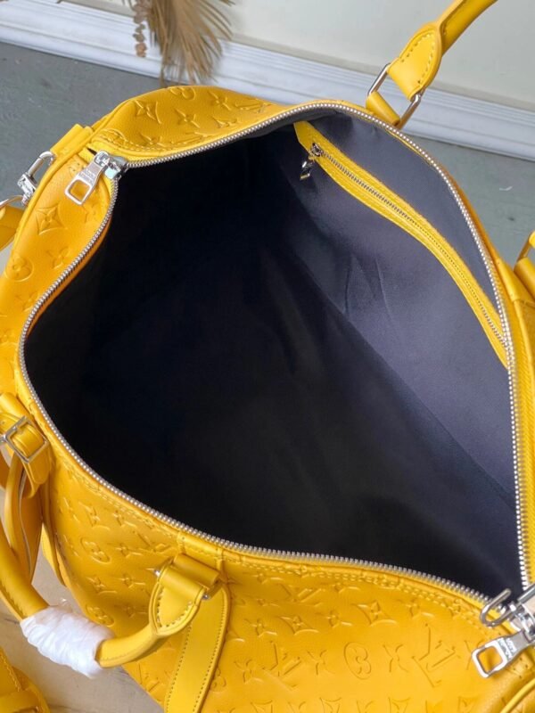 Louis Vuitton M23748 Keepall Bandouli&egrave;re 50