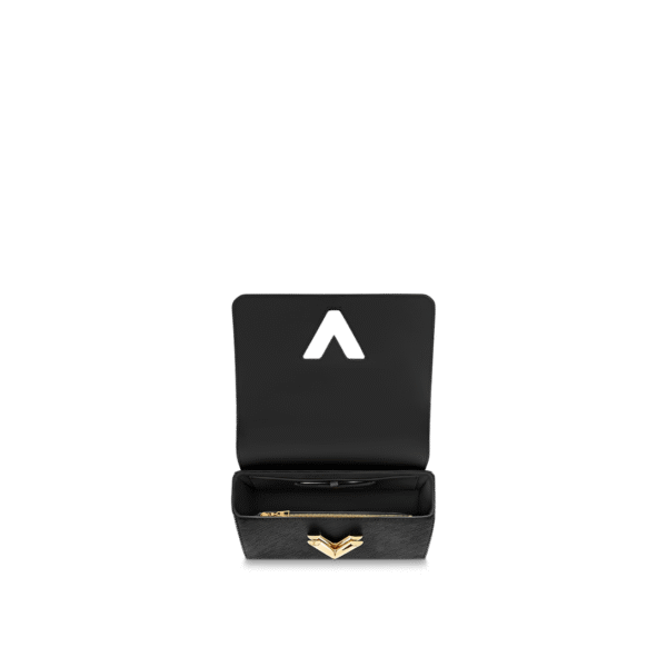 18C05669-74FF-3B01-2094-346C2D05E5FE.png Twist MM