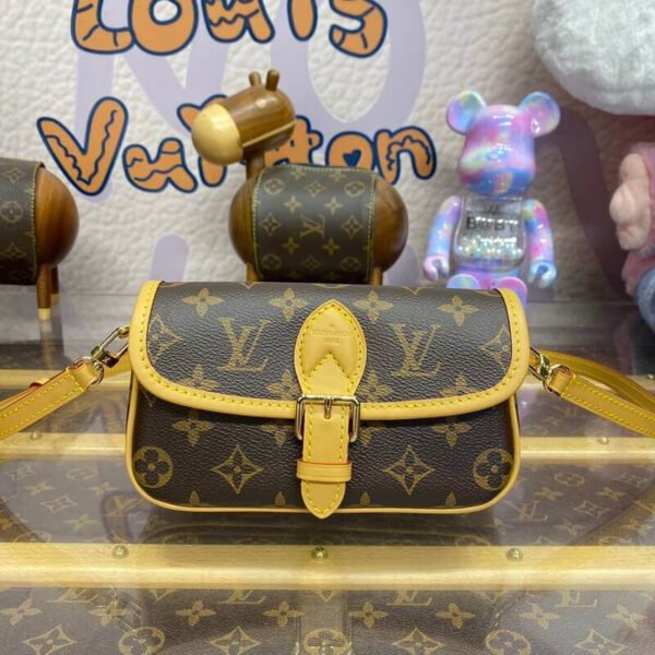 1C004517-5C5D-A4D8-C91E-4F8C608EA247.jpg Louis Vuitton Nano Diane M83298