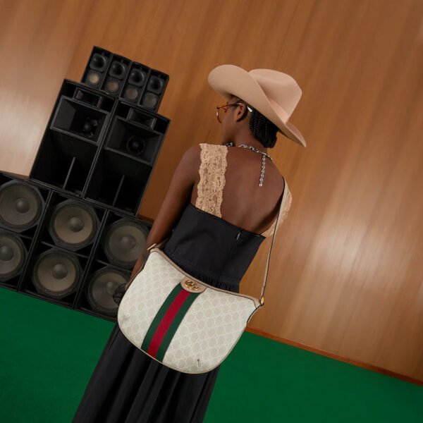 1E17B364-5200-14BD-4E31-592685D00321.jpg OPHIDIA SMALL SHOULDER BAG