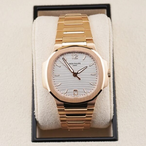 20251121-162736 Patek Philippe Nautilus 7118/1R-001