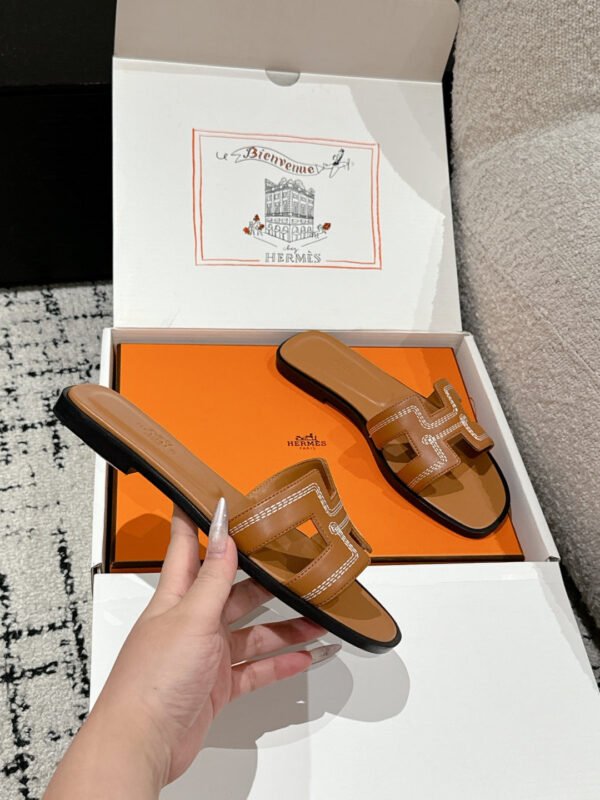Hermes Women's Oran Sandal