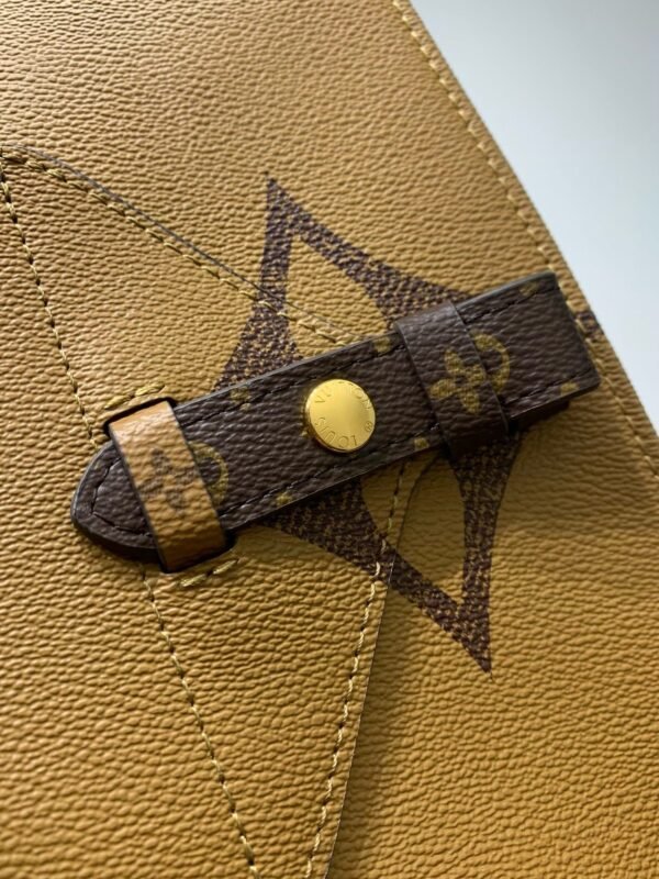 Louis Vuitton M46823 OnTheGo Voyage