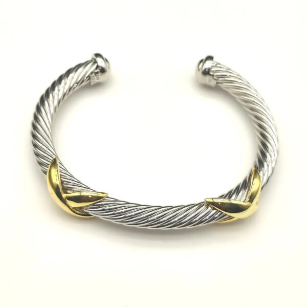 29C60A66-C7F8-53E8-325A-1B67BC584007.jpg X Classic Cable Station Bracelet Sterling Silver with 14K Yellow Gold, 7mm
