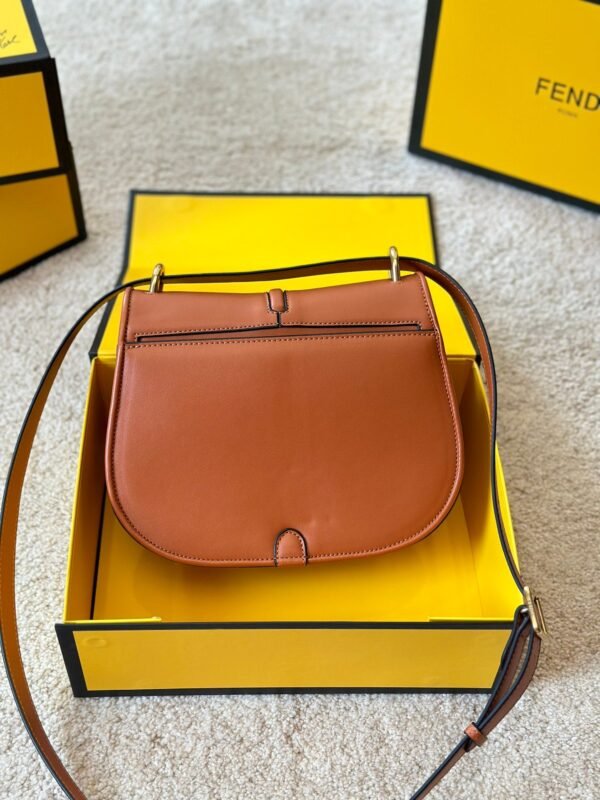 Fendi C'mon Nano - White