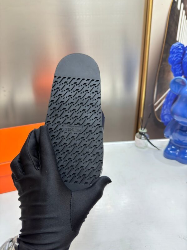 2E4C7B64-8690-054A-3FBC-1857A9C4349F.jpg Hermes Women's Extra Sandal