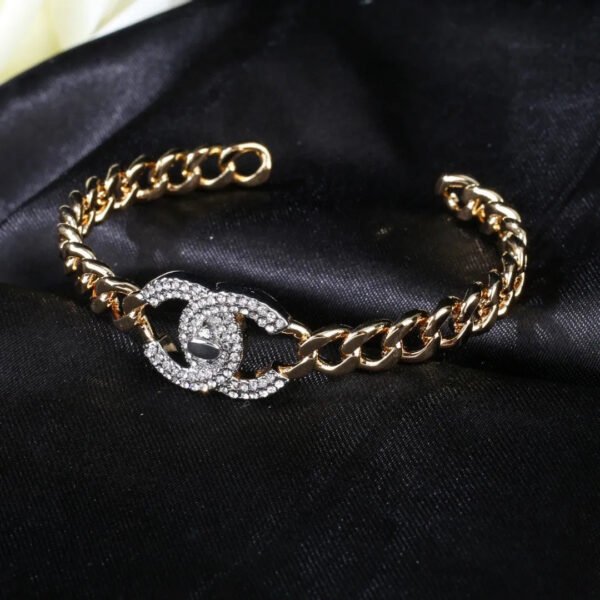 2E675103-7191-1D03-5848-290DC643E277.jpg CC Bracelet 0001