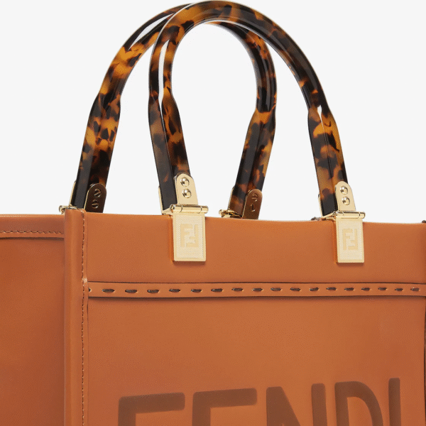 33245C06-1FDF-864A-55D7-777991C005A7.png Fendi Sunshine Small