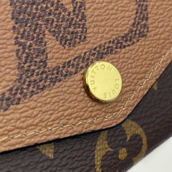 3343BAA3-A8EF-207F-002D-0B499C6E063D.jpg Louis Vuitton Sarah Wallet M80726