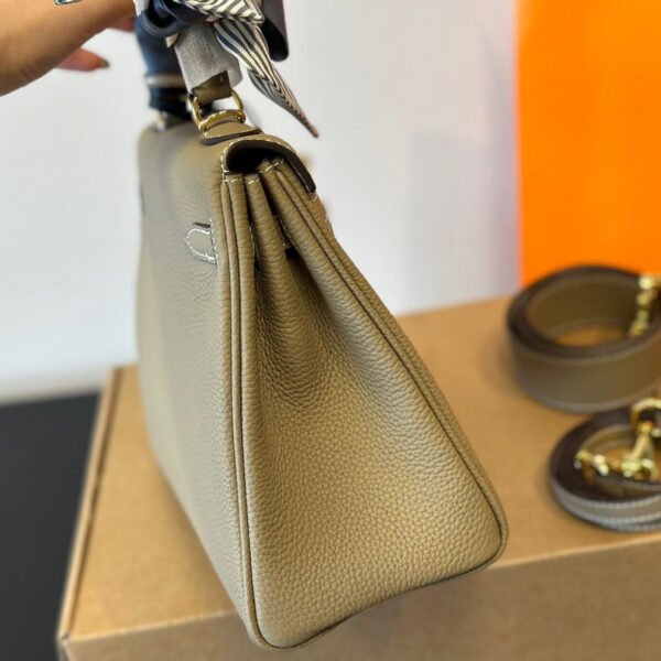 346A1E4E-F3DB-C1E9-18FB-D2C9EE6F51CF.jpg Kelly 25 Bag