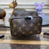 387A5216-B57B-F7CA-4780-6229833DBEB1.jpg Louis Vuitton Palm Springs Mini M44873