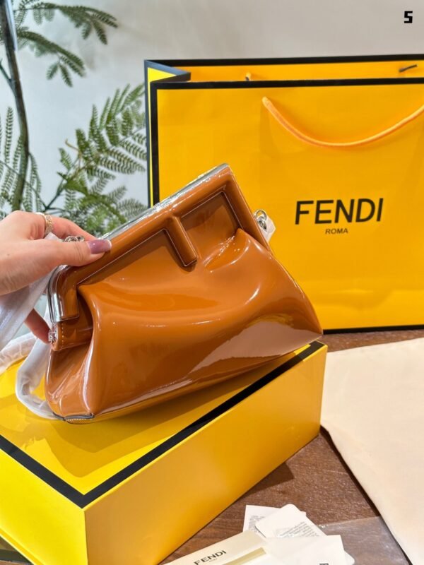 Fendi First Midi - Black