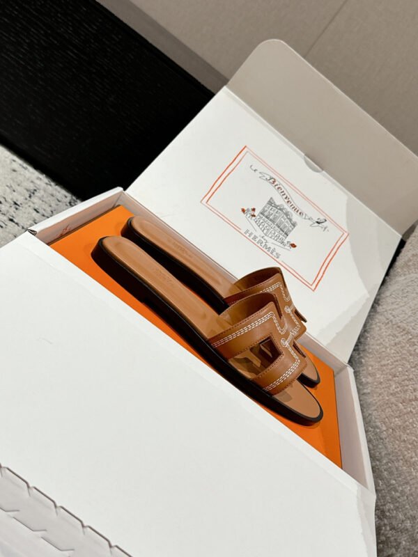 Hermes Women's Oran Sandal