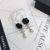 3AB19D7D-F998-0583-9A2D-E484E4179BA8.jpg cc Earrings