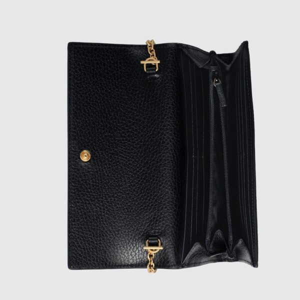 3B94B8CE-F357-2075-7A33-D95D3323ABC1_c3e29ae3-196b-4836-bf3c-d91467d4a512.jpg MARMONT CHAIN WALLET