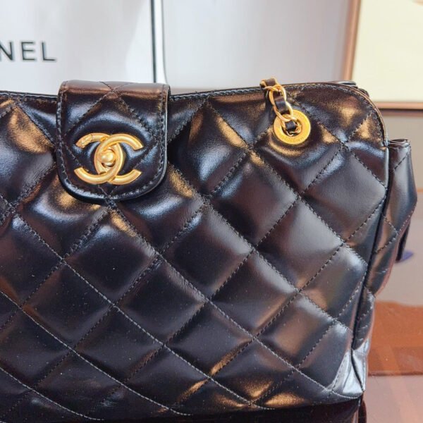 3FD2E227-8B10-7816-D040-A5E9451ED7AA.jpg Hobo Handbag