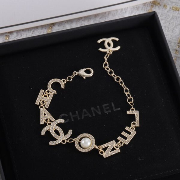 Alphabet Diamond Pearl Bracelet