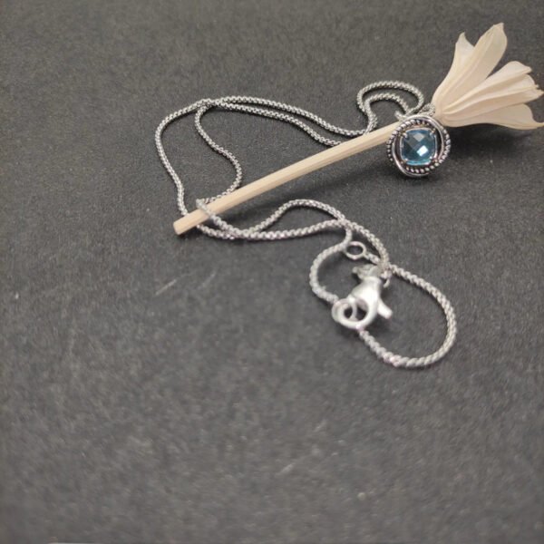 Petite Chatelaine&reg; Necklace Sterling Silver with Blue Topaz, 10mm