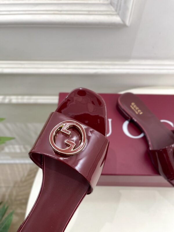 5772AF97-88C6-2880-AB14-9AC594ED9845.jpg GUCCI Women's Platform Slide Sandal