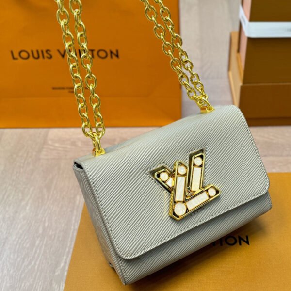 57791E59-BFD3-3FE4-DF69-B8372CCE1AD8.jpg Twist PM - Black