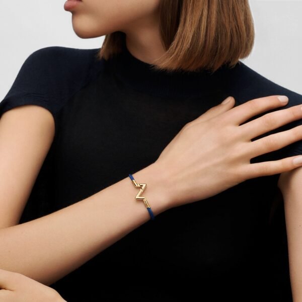 Volt Upside Down Play Large Bracelet, Yellow Gold