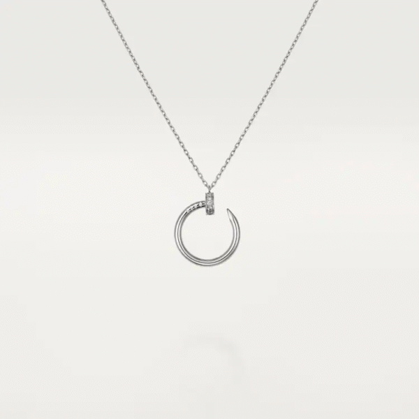 5DDDF103-0A22-4454-4590-8FF3EDC17738.png JUSTE UN CLOU NECKLACE