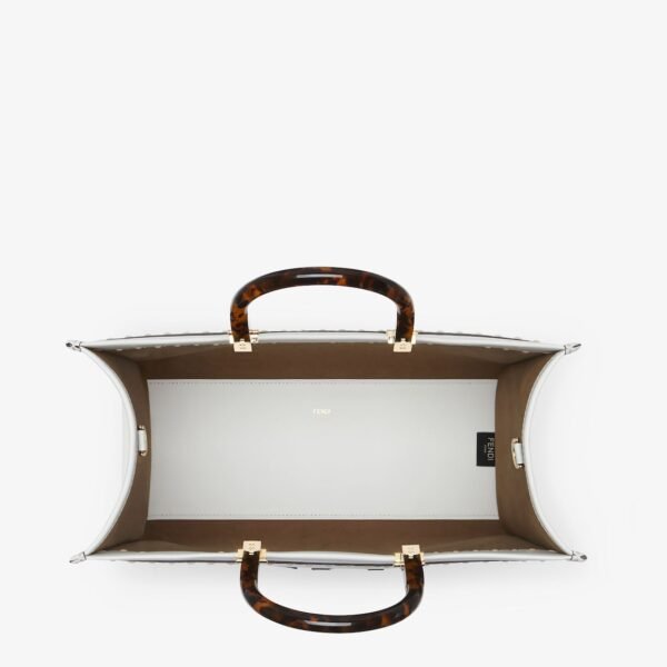 5EC1067B-EF80-2D1F-6A11-2078F821F8BF.jpg Fendi Sunshine Medium