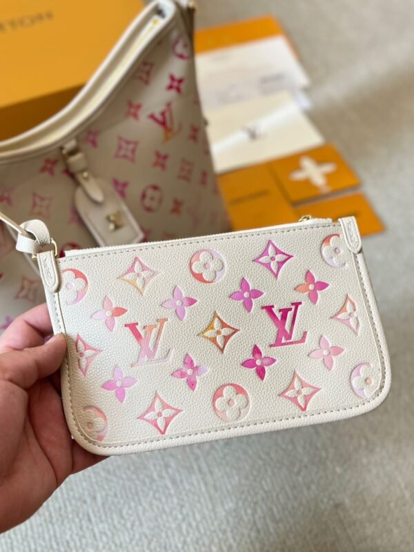 Louis Vuitton M24652 CarryAll PM