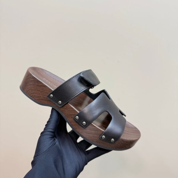 Hermes Women's Chypre Sandal