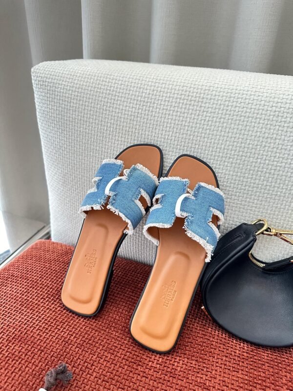 Hermes Women's Oran Sandal