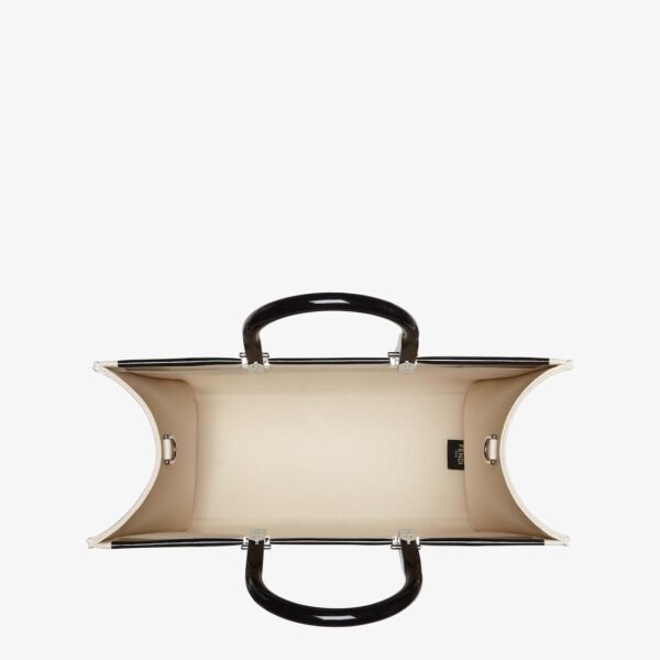 64DC6558-A055-E19B-EB6F-1AD2E856B419.jpg Fendi Sunshine Medium