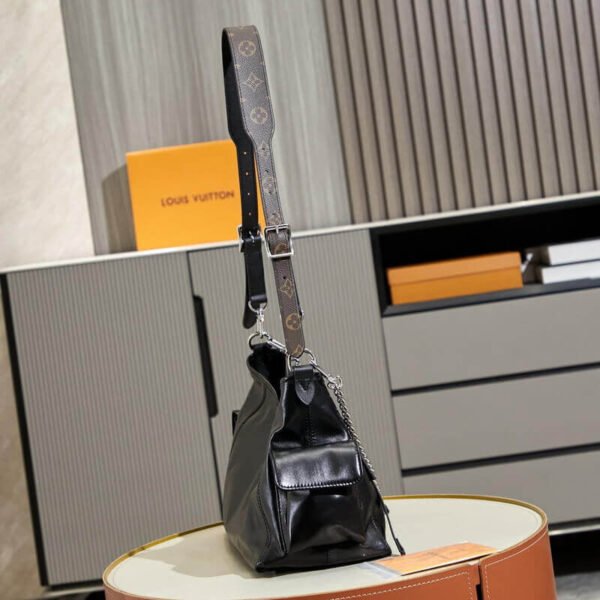 Louis Vuitton M24861 CarryAll PM