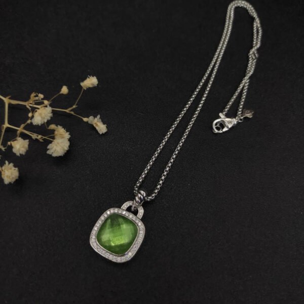 681DA73D-D03B-373D-54B3-26937C88C581.jpg Albion® Pendant Sterling Silver with Prasiolte and Diamonds, 14mm