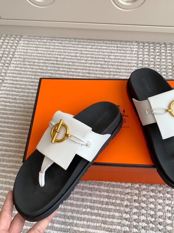 Hermes Unisex Chypre Sandal