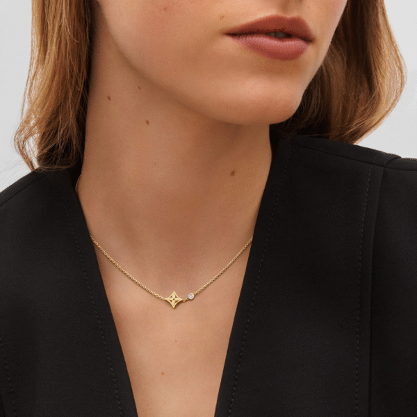 Idylle Blossom pendant, yellow gold and diamond