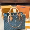 Louis Vuitton OnTheGo MM M46871