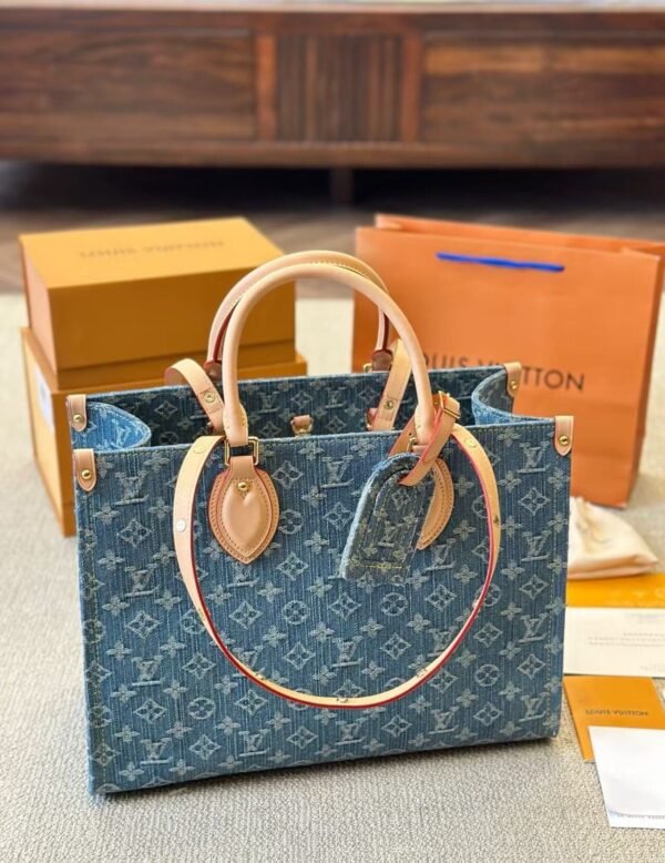 Louis Vuitton OnTheGo MM M46871