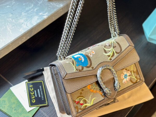 70CF082F-D25D-B8BB-CF09-909ECFAFEA78.jpg Small Dionysus Jumbo Shoulder Bag