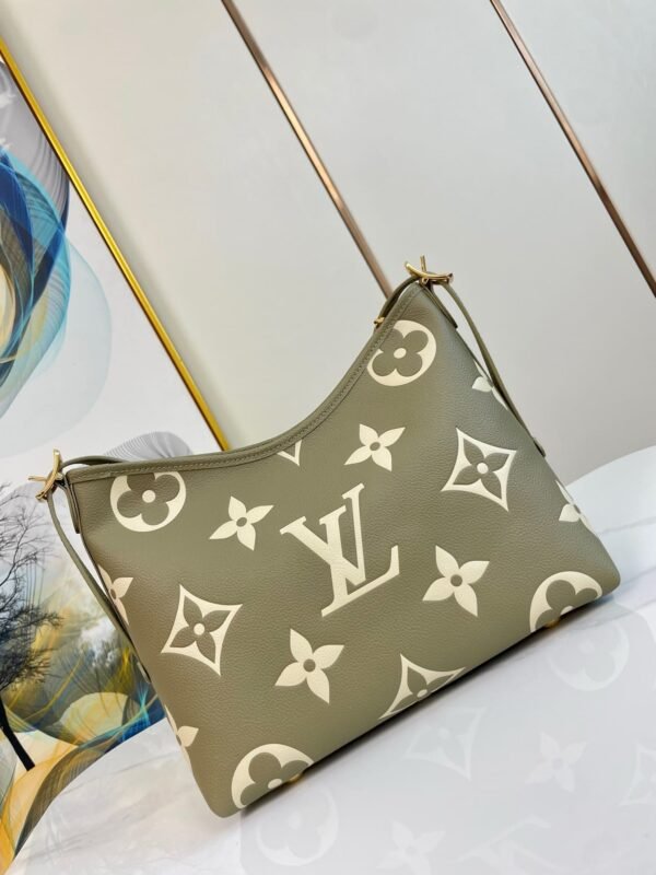 Louis Vuitton M46672 CarryAll PM