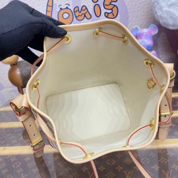 Louis Vuitton No&eacute; BB N40594