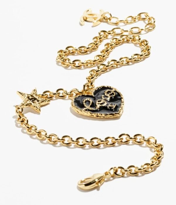 7A3EE29F-49BE-4888-A396-514B3D5837E7.jpg PENDANT NECKLACE