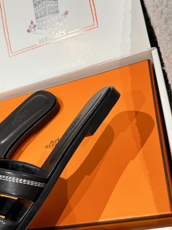 Hermes Women's Oran Sandal