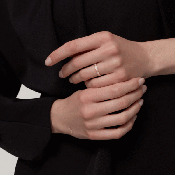 8253C45E-5ED7-543B-B3C9-ECB7536C0F78-1.png LOVE RING, SMALL MODEL