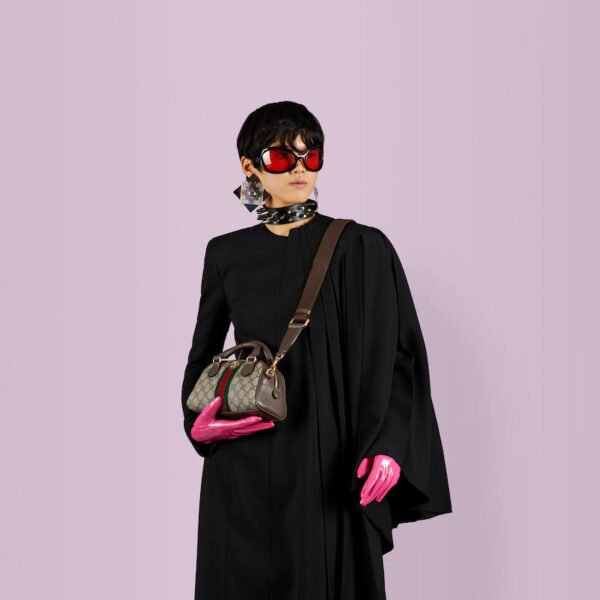 873C19D1-2BA0-EFD5-F577-A3B995036B58_ab6db7c4-3825-4d7d-830d-457852e41185.jpg OPHIDIA MINI TOP HANDLE BAG