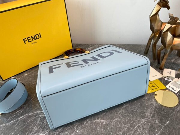 Fendi Sunshine Shopper Medium Bag
